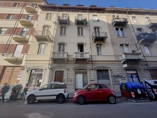 Torino - 4 locali 0 A402