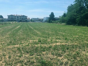 Vendita Terreno edificabile, in zona ABBIATE GUAZZONE, TRADATE