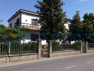 Villa da ristrutturare in vendita a Ferrara