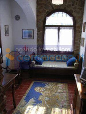 Villa in ottime condizioni in vendita a Dolceacqua