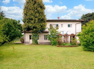Villa in vendita Via Monte Resegone, Segrate, Milano, Lombardia