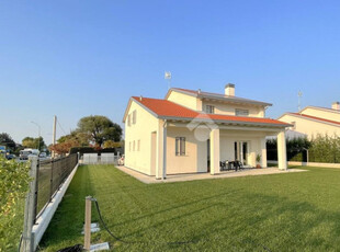 Villa nuova a Trebaseleghe - Villa ristrutturata Trebaseleghe