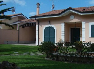 Villa unifamiliare via Colle San Antonio, Grottaferrata