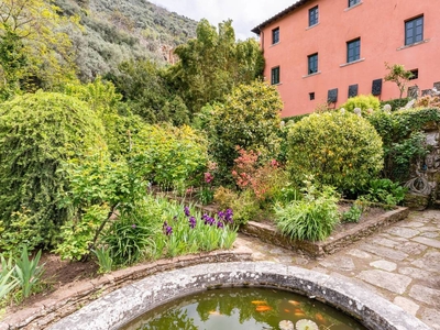 Casa in vendita 4 Stanze da letto a Pietrasanta