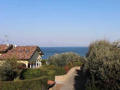 Casa in vendita in Padenghe Sul Garda, Italia