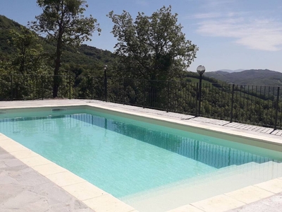 Piacevole casa a Carpegna con piscina privata