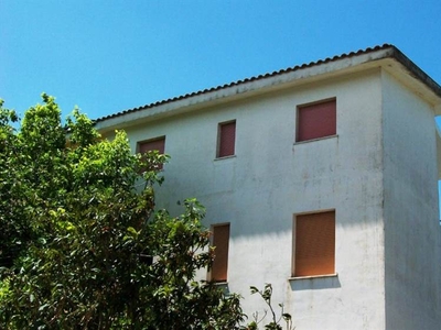Privato Fitta appartamento arredato Trilocali a Catanzaro - Calabria