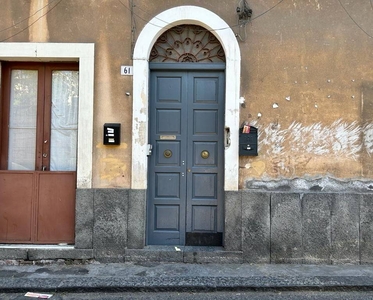 Appartamento da ristrutturare, Catania zona cibali