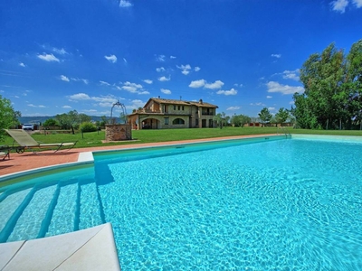 Casa a Assisi con barbecue e piscina