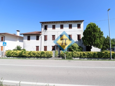 Casa indipendente da ristrutturare, Sesto al Reghena mure