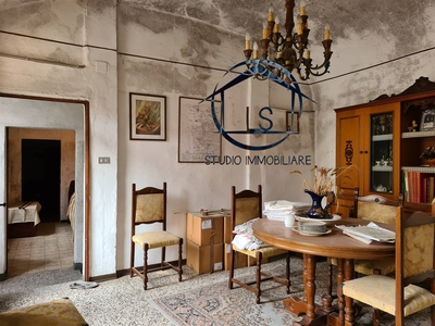 Casa semi indipendente in vendita a Vigolzone Piacenza Albarola