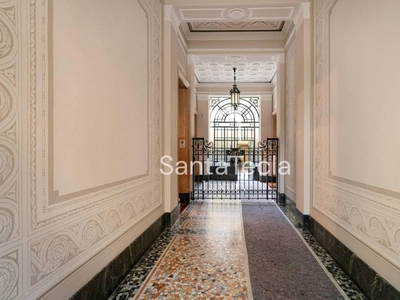 Appartamento di prestigio di 162 m² in vendita Via Vincenzo Monti, 42, Milano, Lombardia