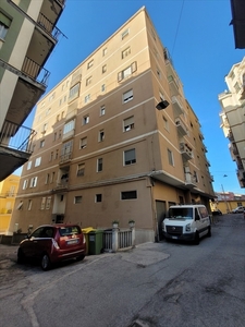 Quadrilocale con box in via sinibaldo baroncini 16, Chieti