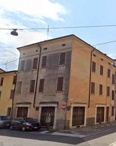 Quadrilocale da ristrutturare, Mantova centro storico