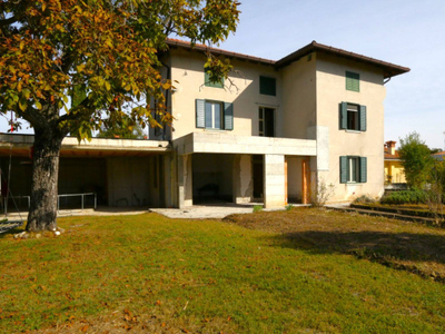 Villa nuova a San Daniele del Friuli - Villa ristrutturata San Daniele del Friuli