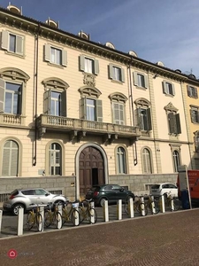 Appartamento in Vendita in Piazza Giambattista Bodoni a Torino