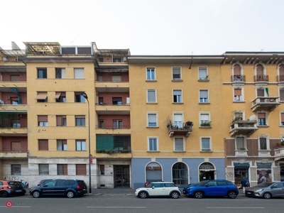 Appartamento in Vendita in Via Carlo Valvassori Peroni 55 a Milano