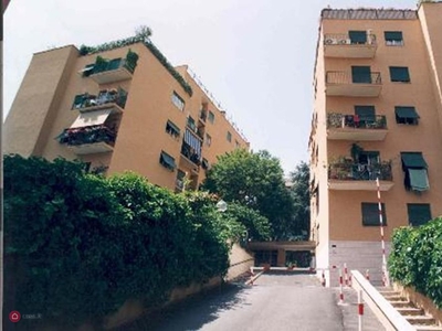 Appartamento in Vendita in Via dei Giornalisti 21 a Roma