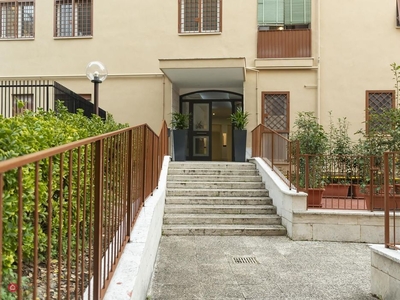 Appartamento in Vendita in Via dei Giornalisti 53 C a Roma