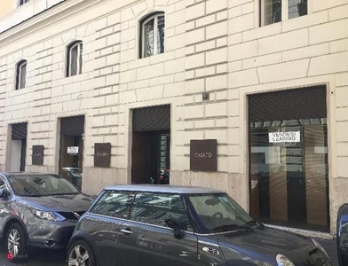 Stabile / Palazzo in Vendita in Via Emilia 32 a Roma