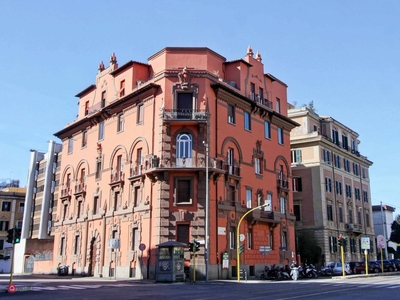 Appartamento in Vendita in Via Giovanni Battista Morgagni a Roma
