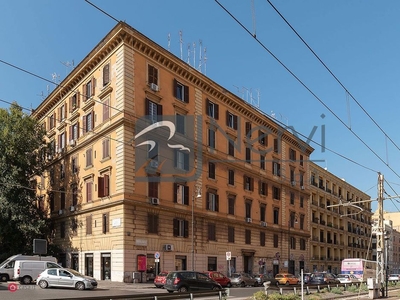 Appartamento in Vendita in Via Giovanni Giolitti a Roma