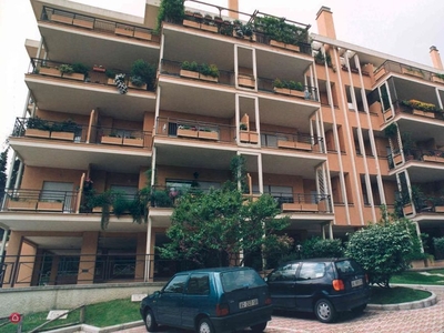 Appartamento in Vendita in Via Giulio Galli 71 a Roma