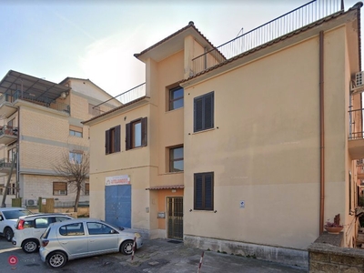 Appartamento in Vendita in Via Pietro Benedetti a Roma
