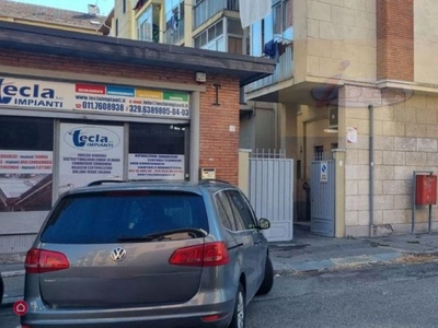 Garage/Posto auto in Vendita in Via Leonardo Fea 16 a Torino