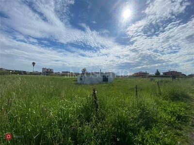 Terreno edificabile in Vendita in Via Frugarolo a Roma