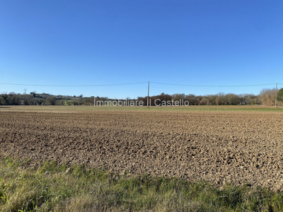 terreno residenziale in vendita a Castiglione del Lago