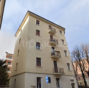 Appartamento in affitto a Bologna via Gorizia