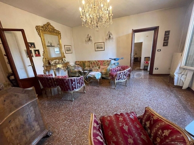 Appartamento in affitto a Bologna via Guglielmo Oberdan