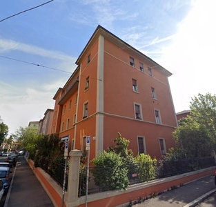 Appartamento in affitto a Bologna via Pellegrino Matteucci