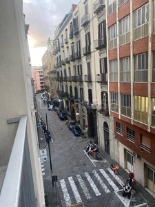 Appartamento in affitto a Napoli via Chiatamone