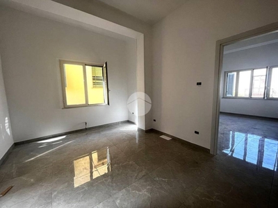 Appartamento in affitto ad Afragola via Giovanni Amendola, 107