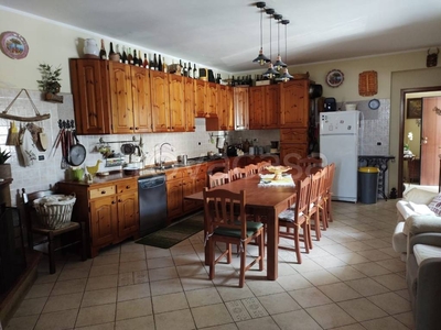 Appartamento in in affitto da privato a Locri via Guglielmo Marconi, 60