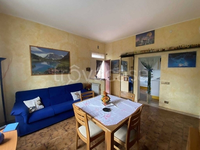 Appartamento in in affitto da privato a Tresignana via Peschiera, 2
