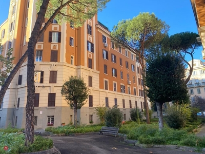 Appartamento in Vendita in Via Enna a Roma