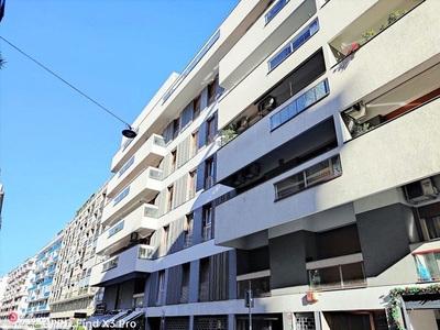 Appartamento in Vendita in Via Francesco Lattanzio a Bari