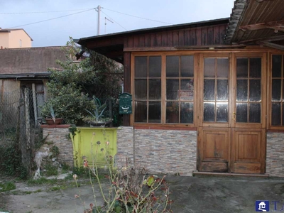 Casa Bi - Trifamiliare in Vendita a Carrara VIA GROTTA 23