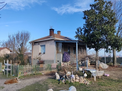 Casa indipendente con terrazzo, Carignano a pochi minuti dal centro