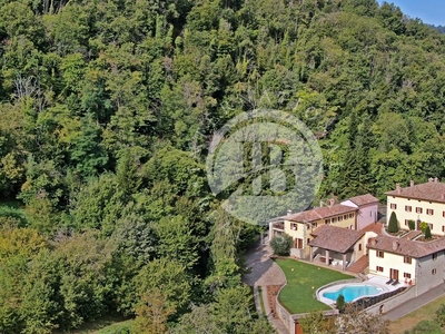 Esclusiva villa di 1200 mq in vendita Pavullo nel Frignano, Emilia-Romagna