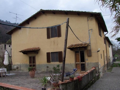 Farmhouse for Sale in Bagno a Ripoli