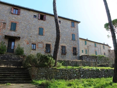 For Sale: Elegant 18th Century Palace in the Village of Castel di Fiori, Montegabbione, Umbria
