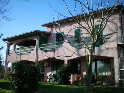 Modern Newly Built Farmhouse for Sale near Castiglione della Pescaia, Tuscany - Proximity to the Sea and Nature
