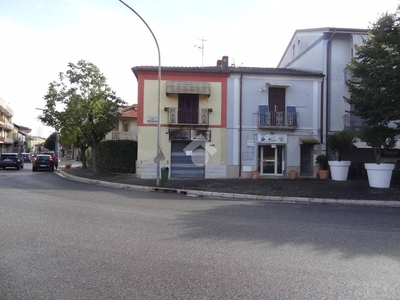 Monolocale viale Carlo Spinelli 224, Centro, San Giorgio del Sannio