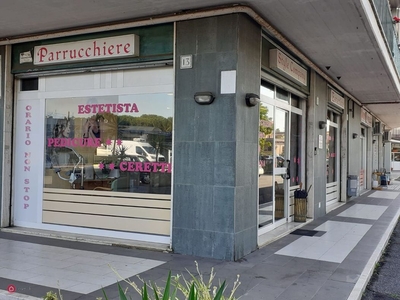 Negozio/Locale commerciale in Vendita in Vico Viganò 11 a Roma