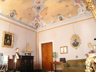 Palazzo storico all'interno delle mura medievali, via Pietro Vannucci, Citta' della Pieve centro