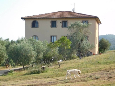 Azienda Agrituristica di Prestigio in Vendita a Civitella Paganico, Toscana - Opportunità unica per gli amanti della natura e dell'ospitalità